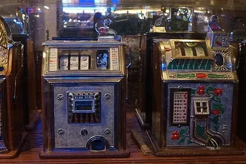 Vintage slot machines